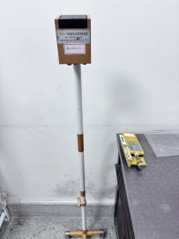 钢轨位移观测装置